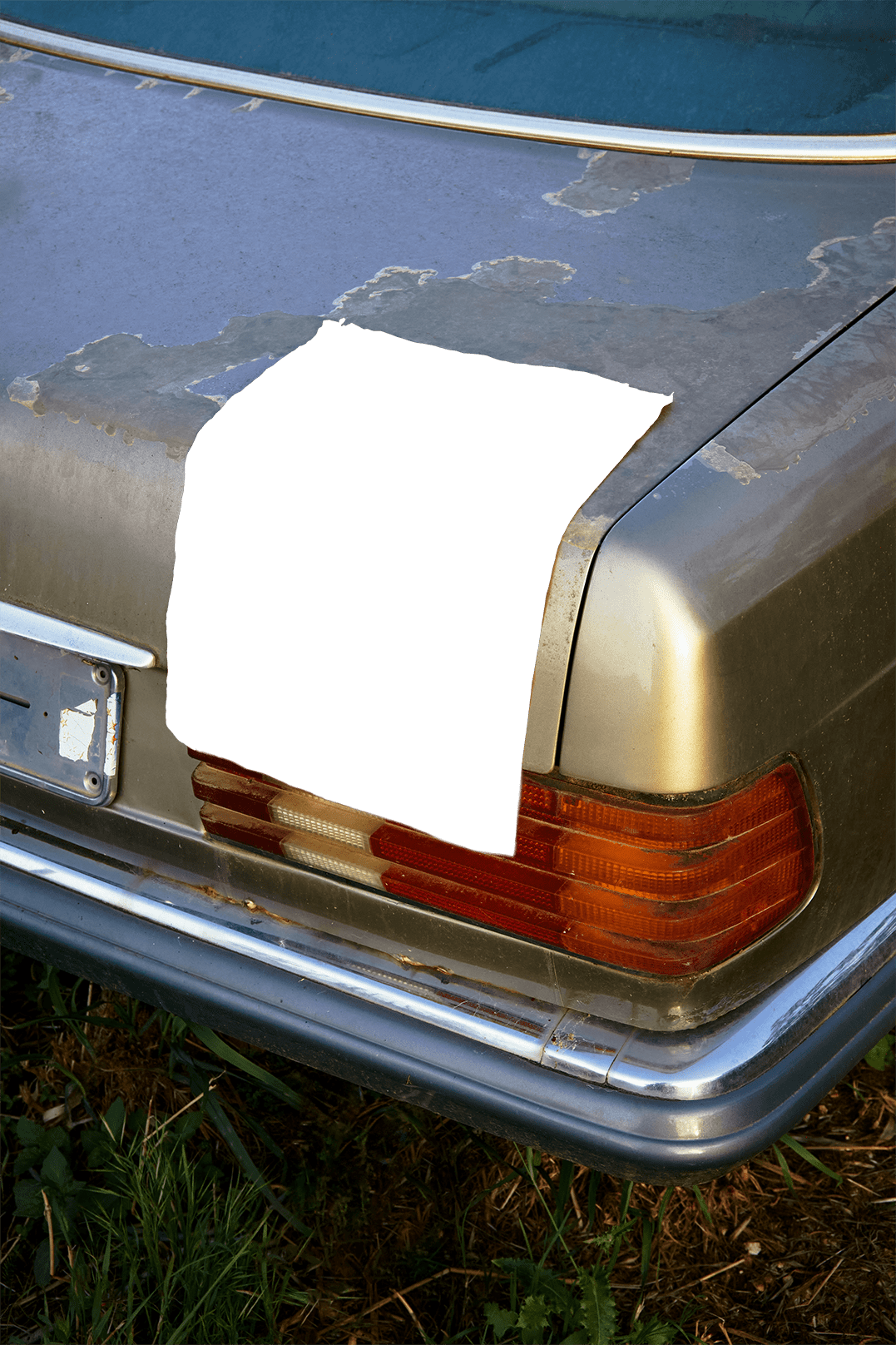 Benz_Mockup_02_Clean